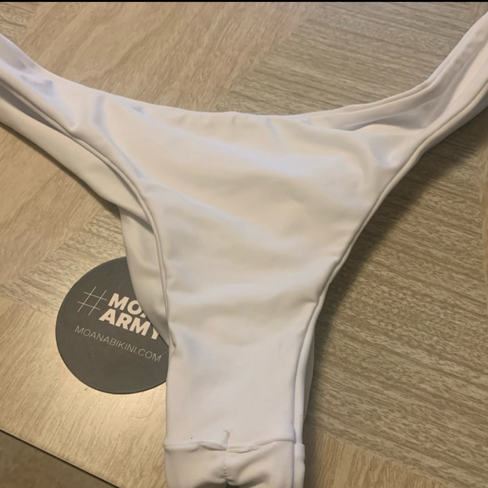 Moana Bikini Snack Bottom in Sugar